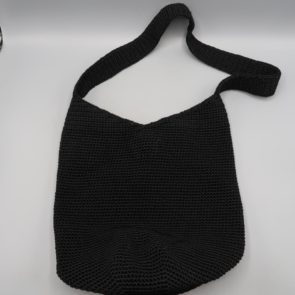 The Sak Shoulder Handbag Hand Crochet Bag Magnetic Snap Closure Black Hobo Purse